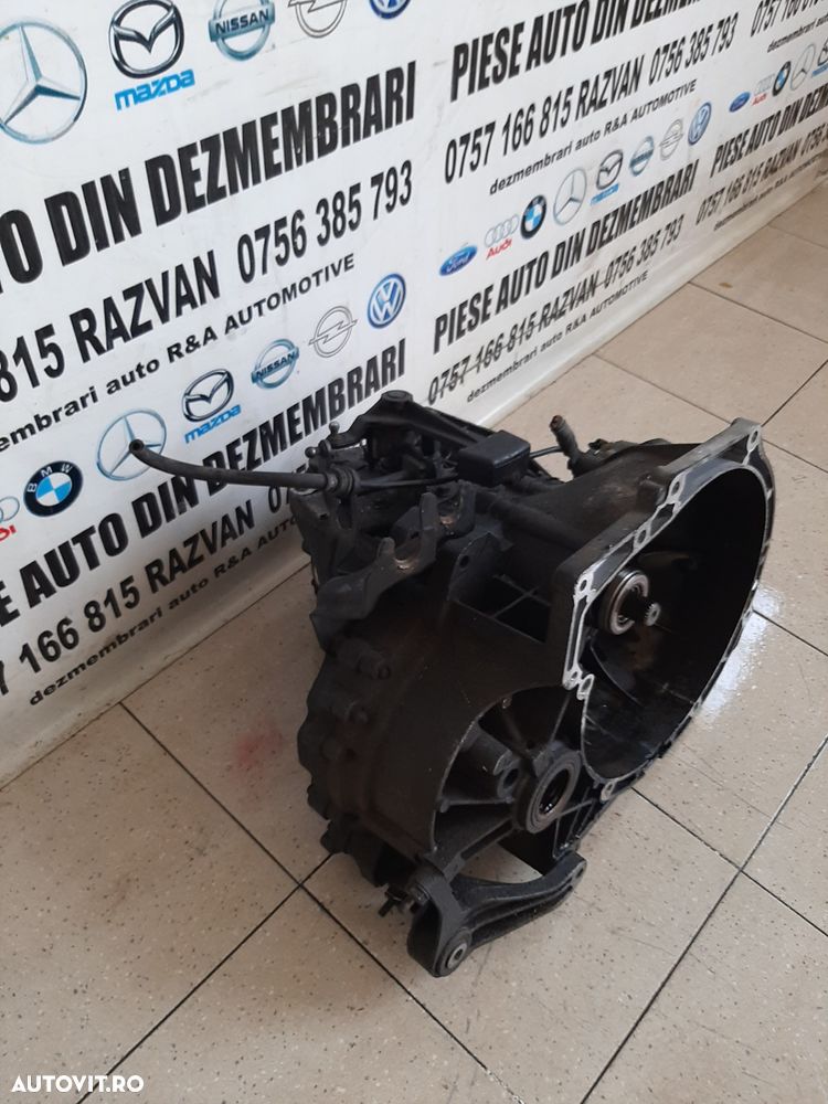 Cutie Viteze Manuala 5+1 Ford Focus 2 Facelift C Max 1.6 Tdci 90 Cai An 2008-2009-2010-2011 Euro 5 Motor GPDA Cod 6M5R-7002-YC Dezmembrez Ford Focus 2 Facelift 1.6 Tdci Euro 5 Motor GPDA An 2008-2011 Volan Stanga - 5