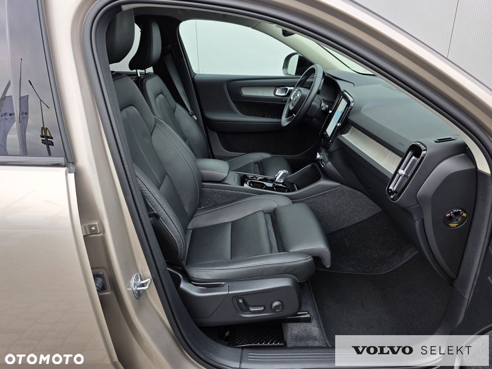 Volvo XC 40 - 15