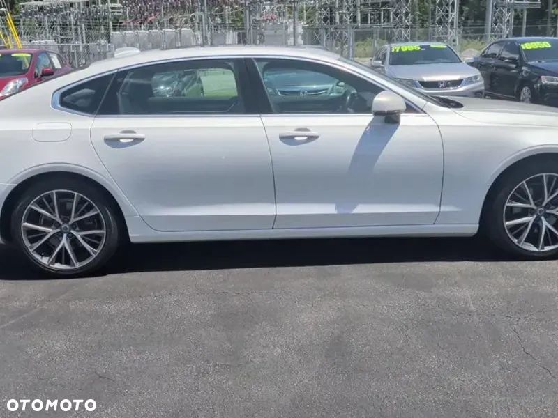Volvo S90 - 10
