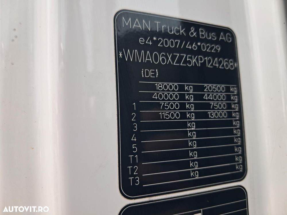 MAN TGX 18.500 AUTOMAT EURO 6 500CP - 33