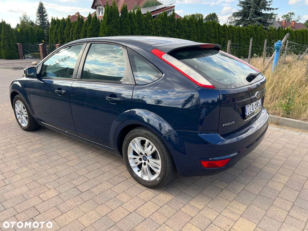 Ford Focus 1.4 16V Ambiente - 2