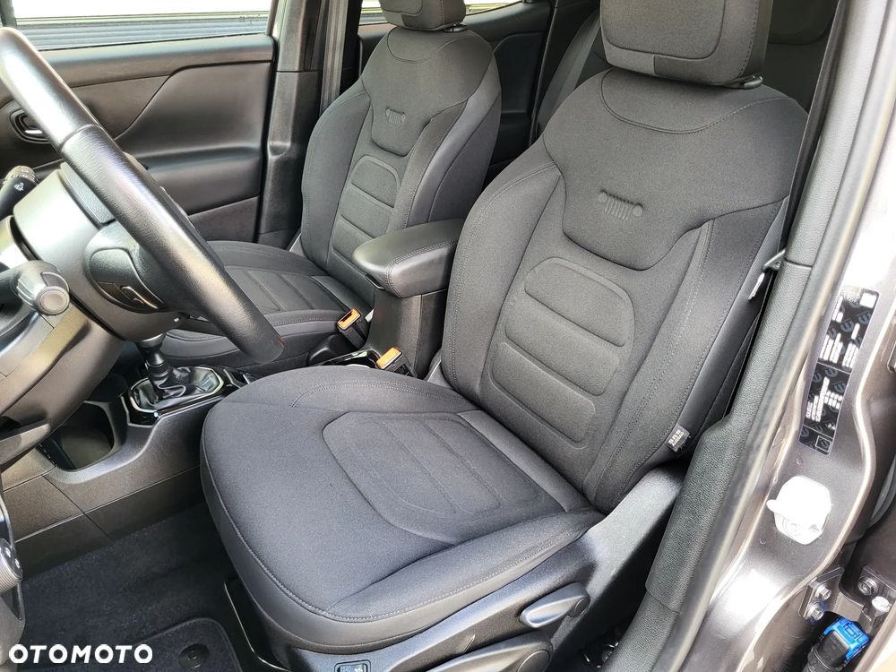 Jeep Renegade 1.6 E-torQ Night Eagle - 17