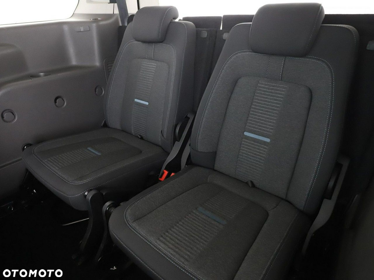 Ford Tourneo Connect Grand - 35