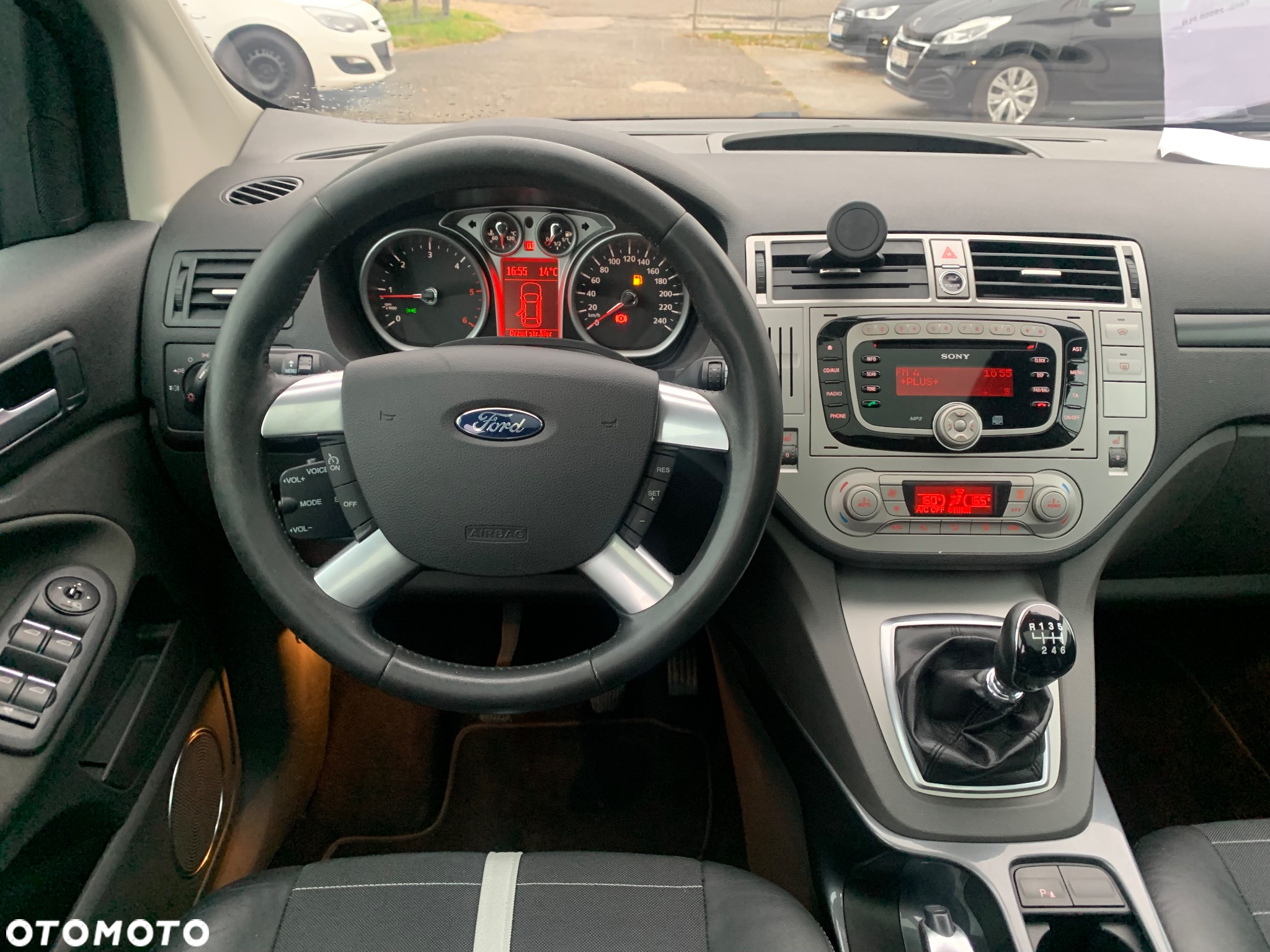 Ford Kuga 2.0 TDCi 4WD Titanium - 29