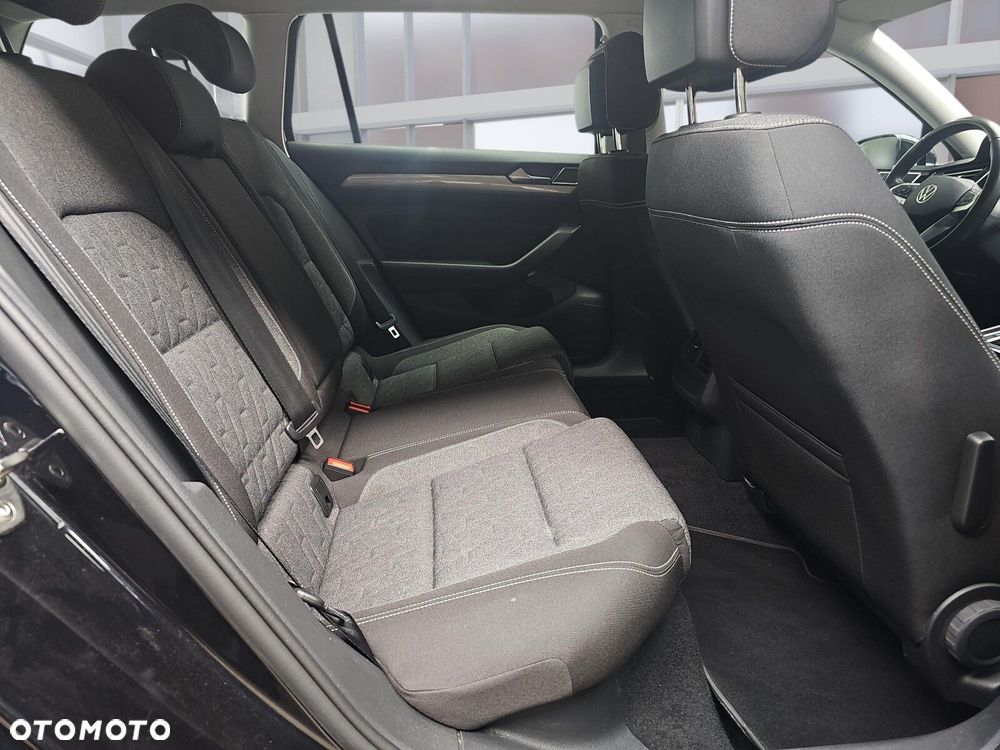 Volkswagen Passat Variant - 12