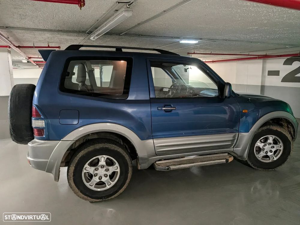 Mitsubishi Pajero 3.2 DI-D GLS - 1