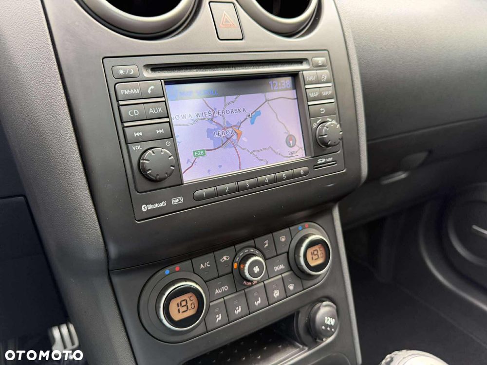 Nissan Qashqai 2.0 tekna - 22