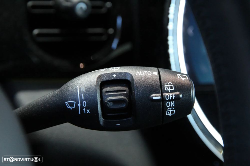 MINI 3 Portas Cooper SE Premium Essential - 22