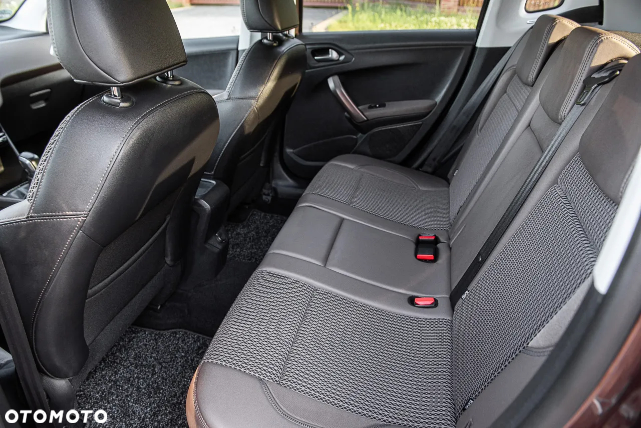 Peugeot 2008 120 VTI Business-Line - 24
