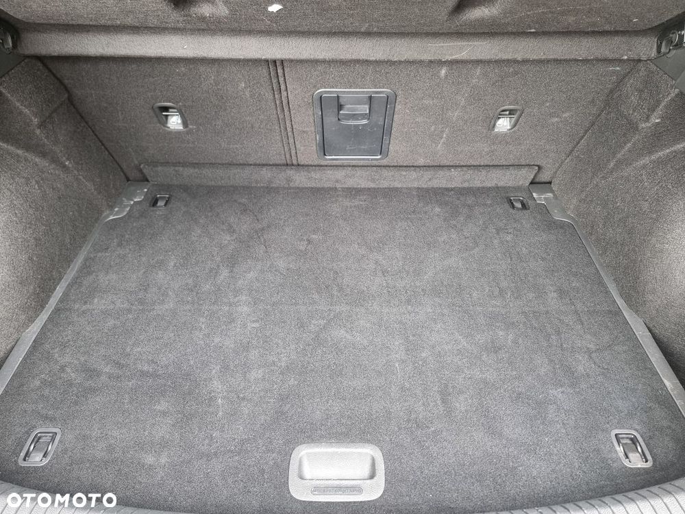 Hyundai i30 1.5 DPI Smart - 24