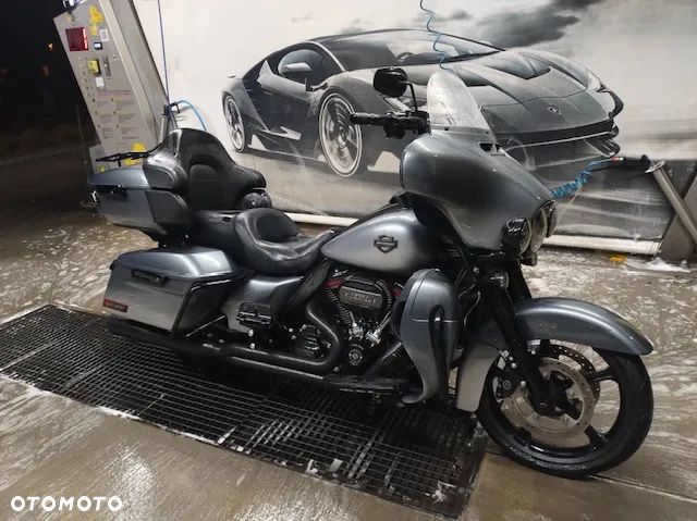 Harley-Davidson Touring Electra Glide - 9