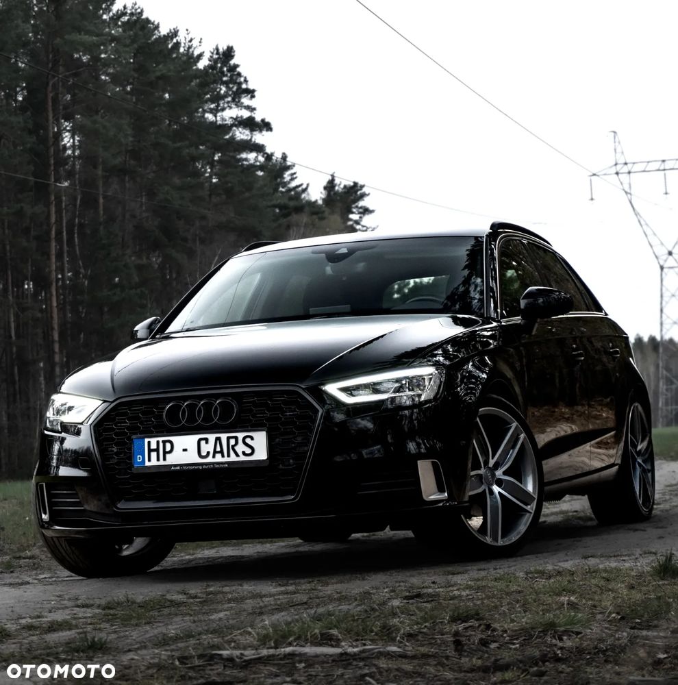 Audi A3 Sportback 2.0 TDI S line Sportpaket - 4