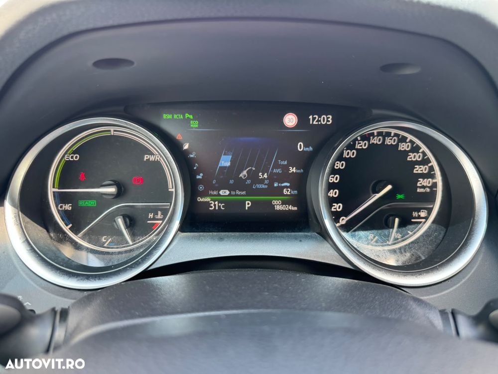 Toyota Camry 2.5 Dynamic - 15