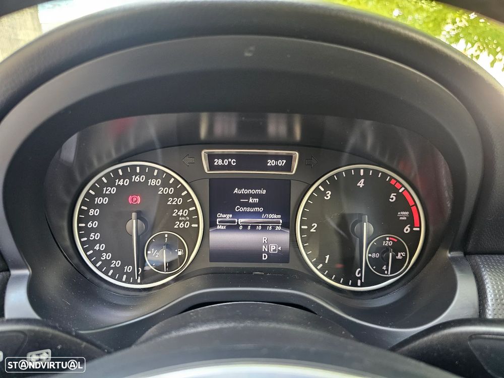 Mercedes-Benz A 180 CDI 7G-DCT 2Style - 27