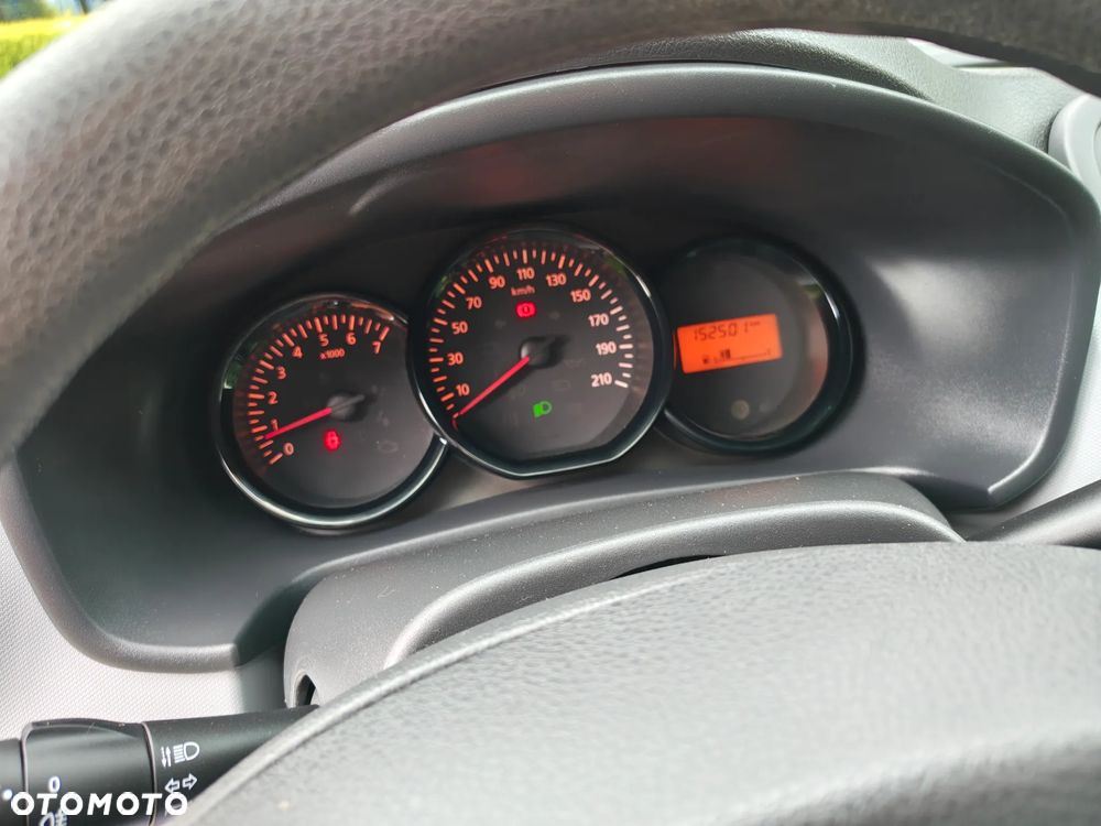 Dacia Sandero 1.2 16V 75 Celebration - 17