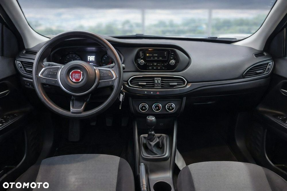 Fiat Tipo 1.4 16v Easy - 8