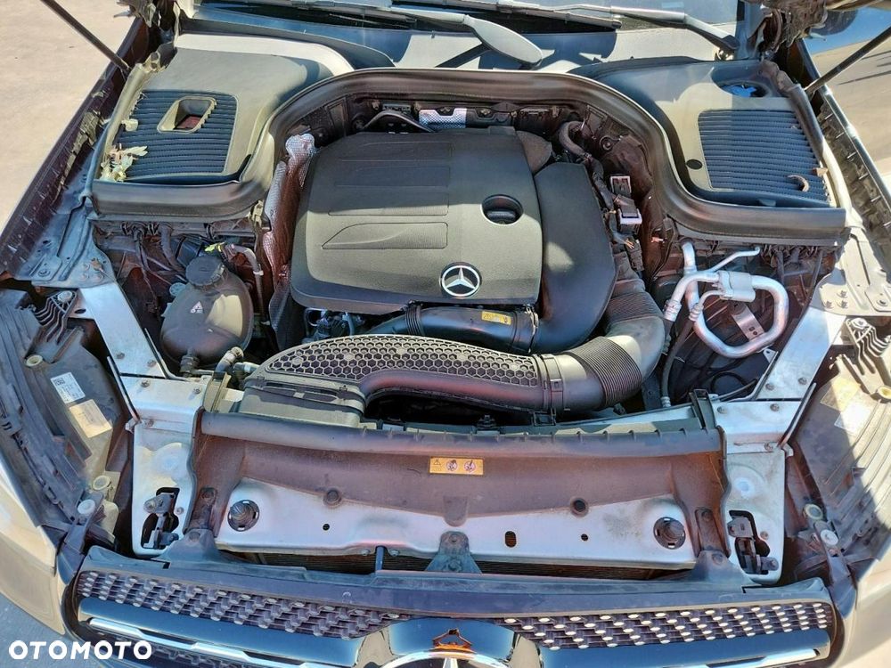 Mercedes-Benz GLC - 11