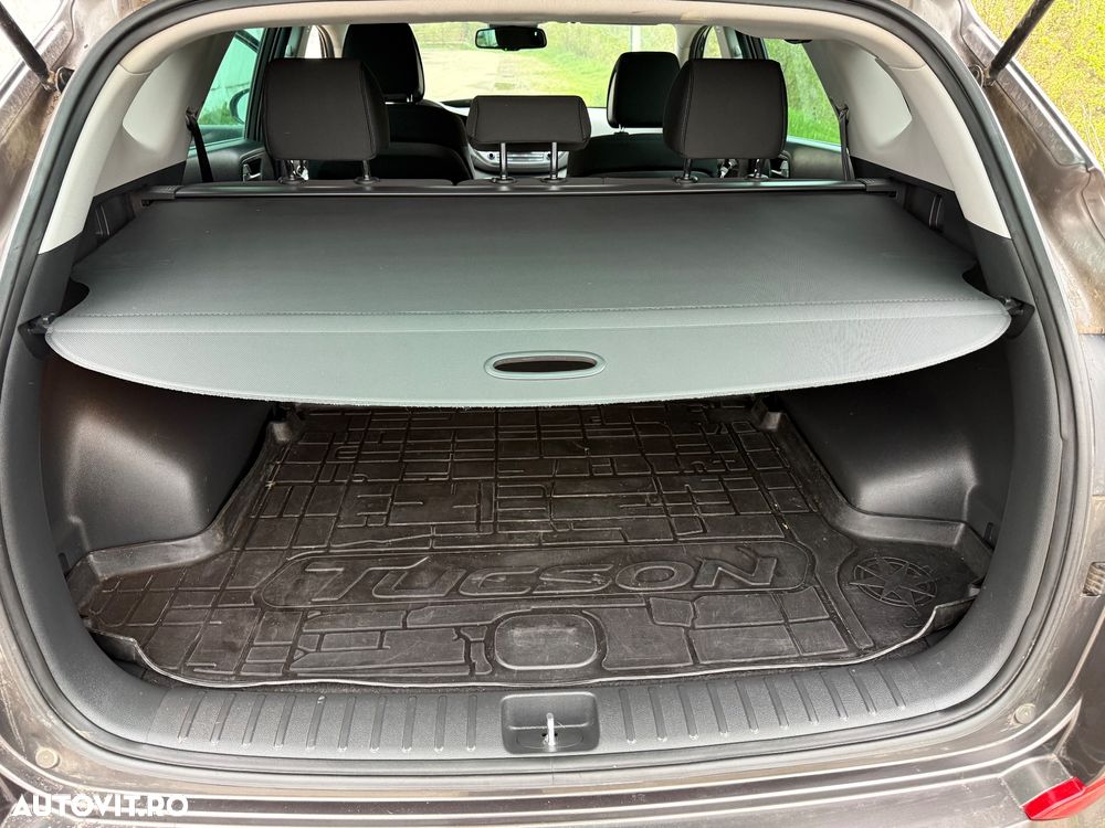 Hyundai Tucson blue 1.7 CRDi 2WD DCT Style - 12