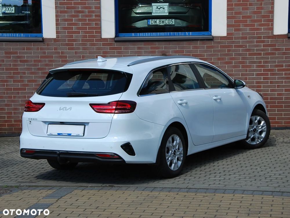 Kia Ceed - 6