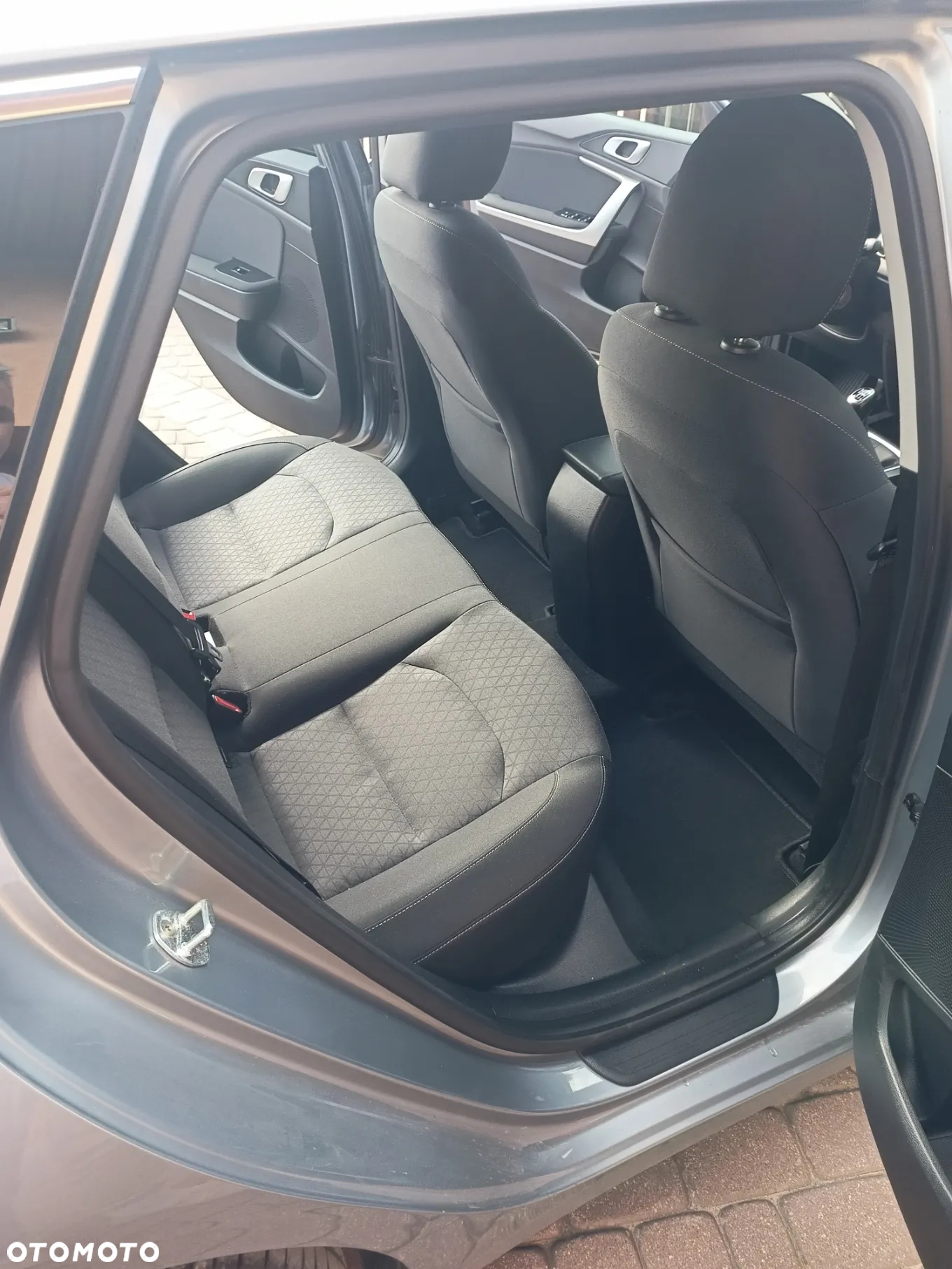 Kia Ceed 1.6 CRDi SCR M - 12