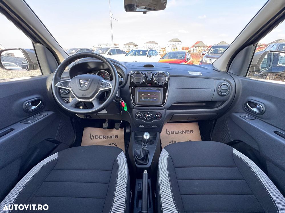 Dacia Lodgy 1.5 Blue dCi Stepway - 17