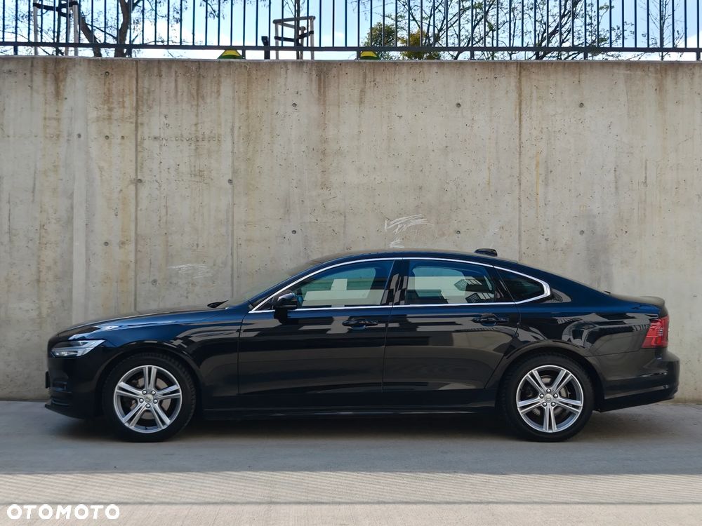 Volvo S90 D4 Momentum Pro - 4