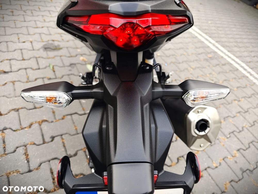 Kawasaki Ninja 500 - 22