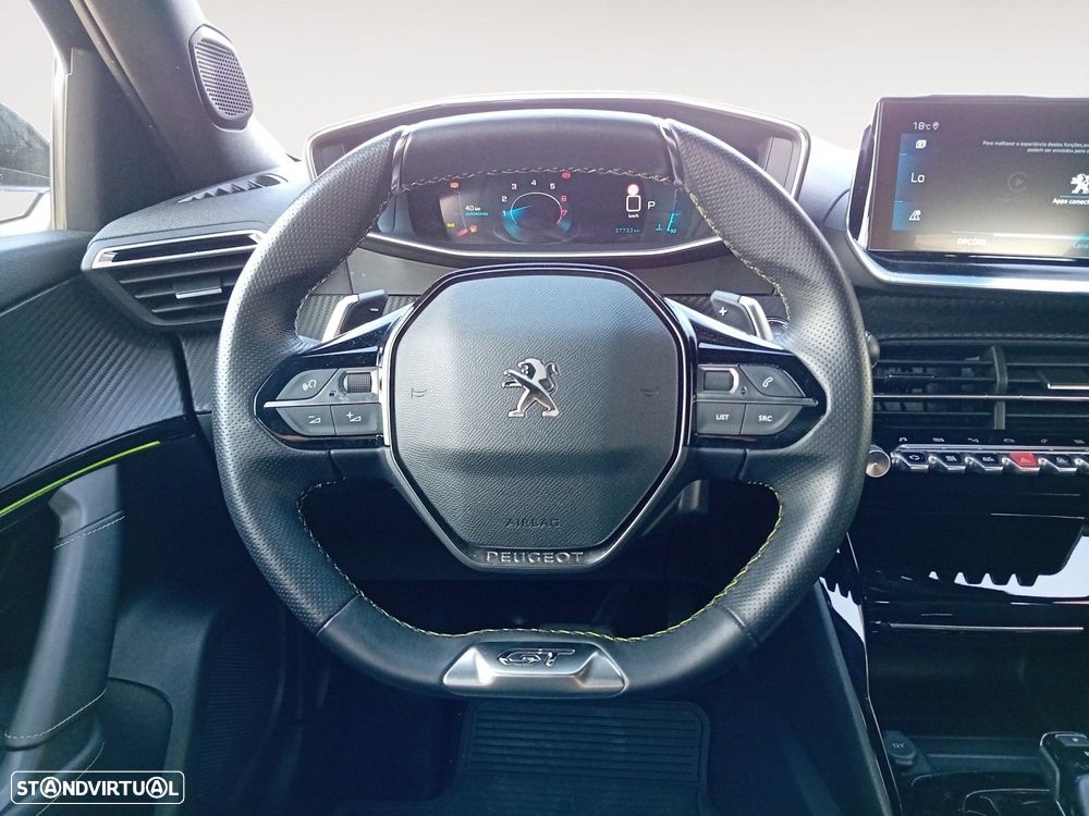 Peugeot 2008 1.2 PureTech GT EAT8 - 12