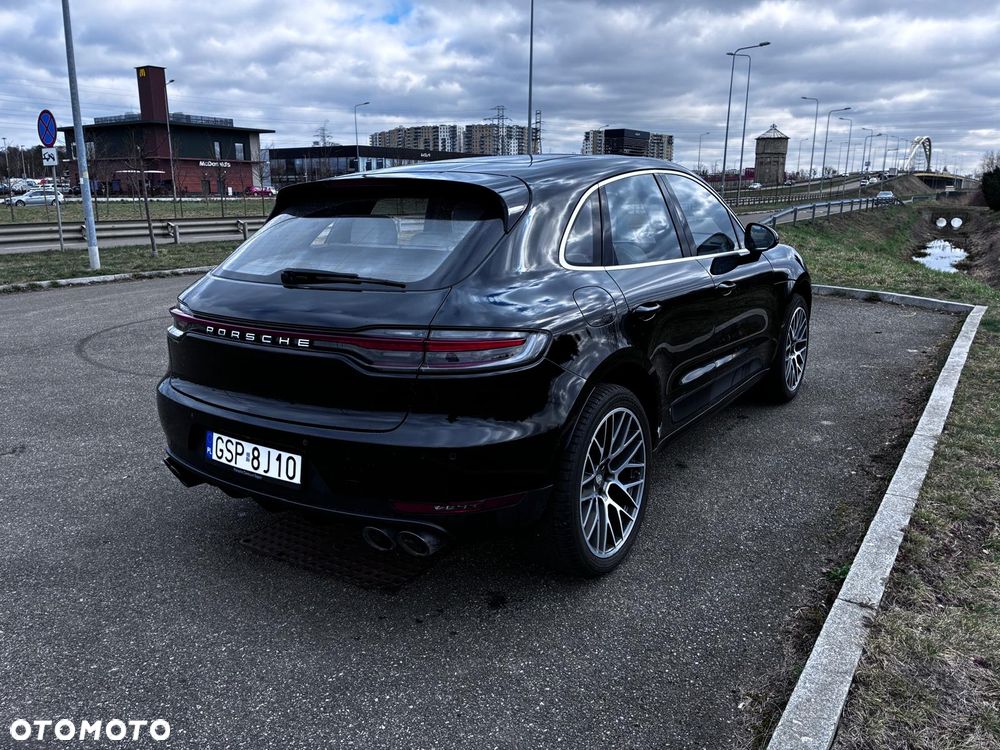 Porsche Macan - 4