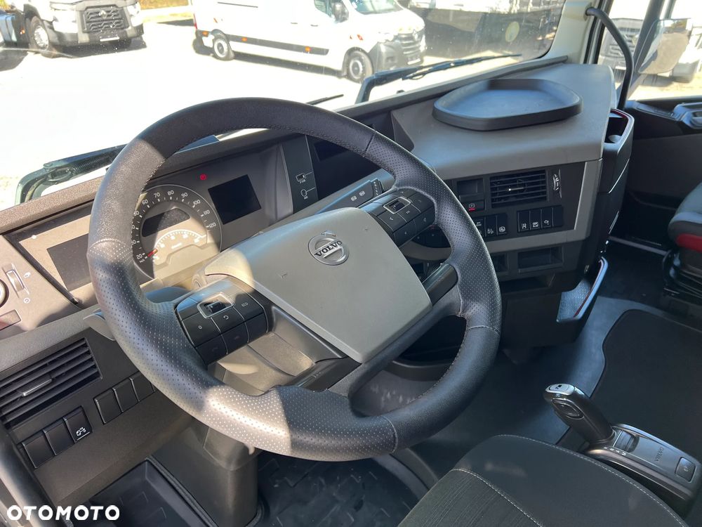 Volvo FH 500 2 ZBIORNIKI/2 ŁÓŻKA/KLIMA POSTOJOWA - 14