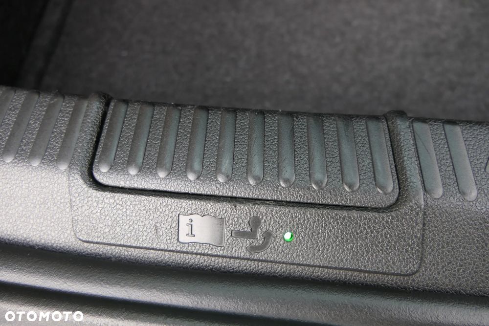 Skoda Superb 1.8 TSI Style DSG - 31