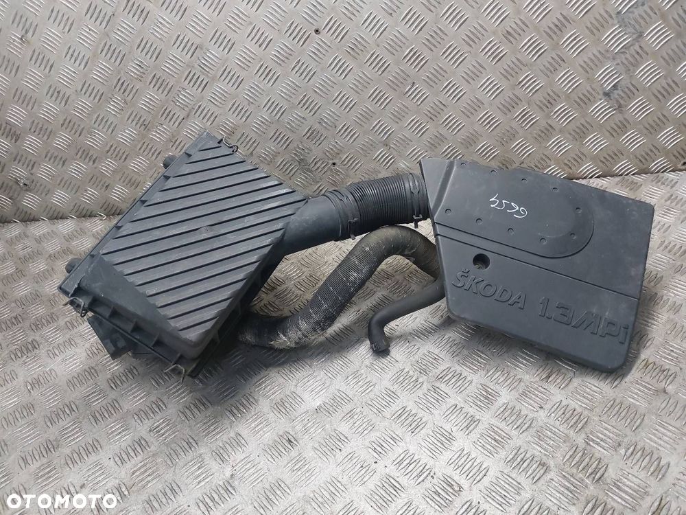 OBUDOWA FILTRA POWIETRZA SKODA FELICIA I LIFT 1.3 8V 047129654 - 1