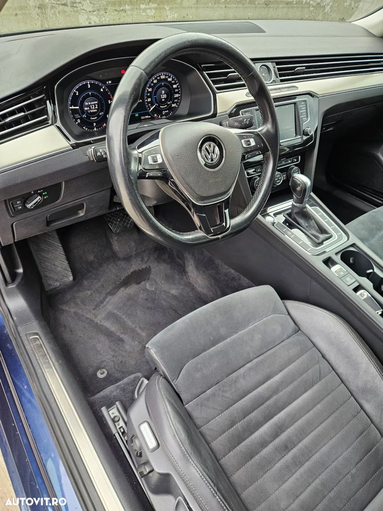 Volkswagen Passat Variant 2.0 TDI DSG R Executive - 5