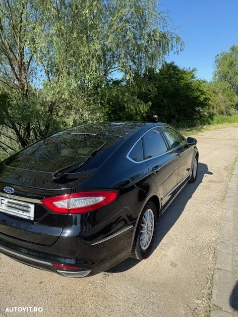 Ford Mondeo Vignale 2.0 TDCi Powershift - 4