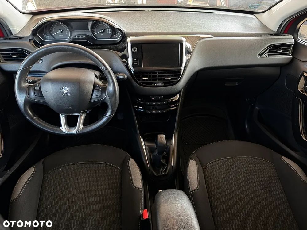 Peugeot 208 1.2 PureTech Allure - 20