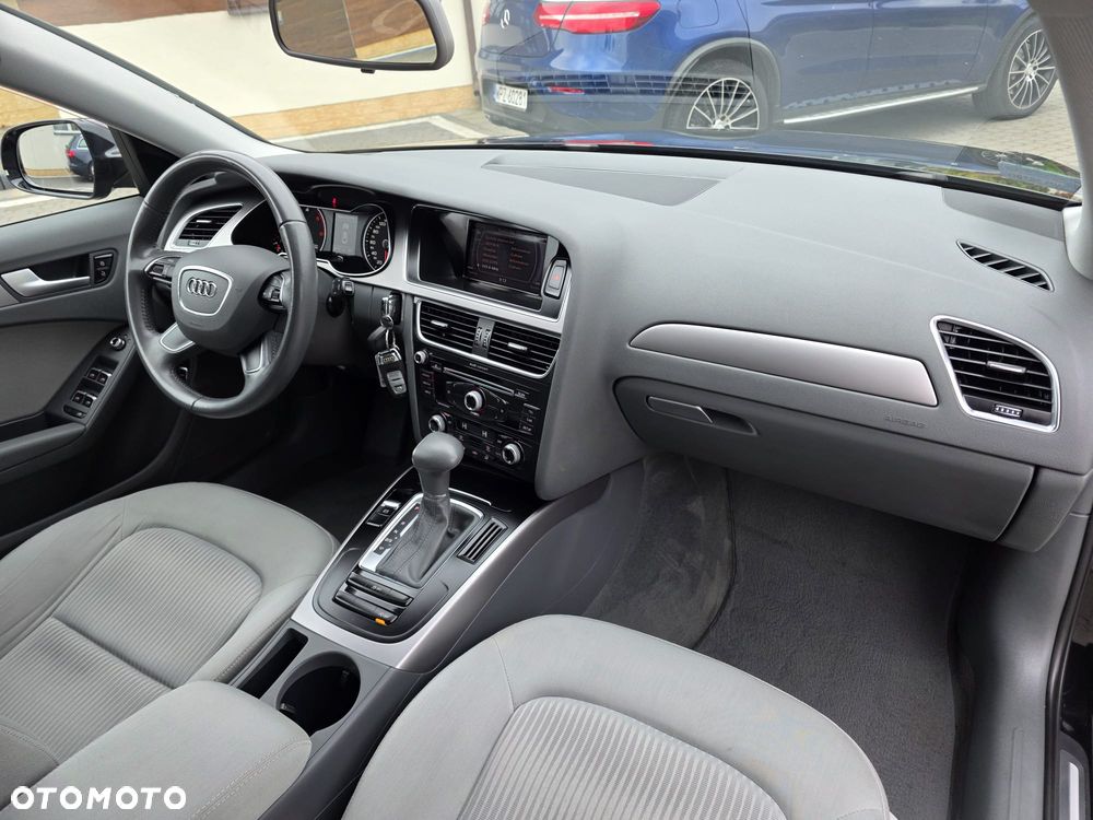 Audi A4 Limousine - 20