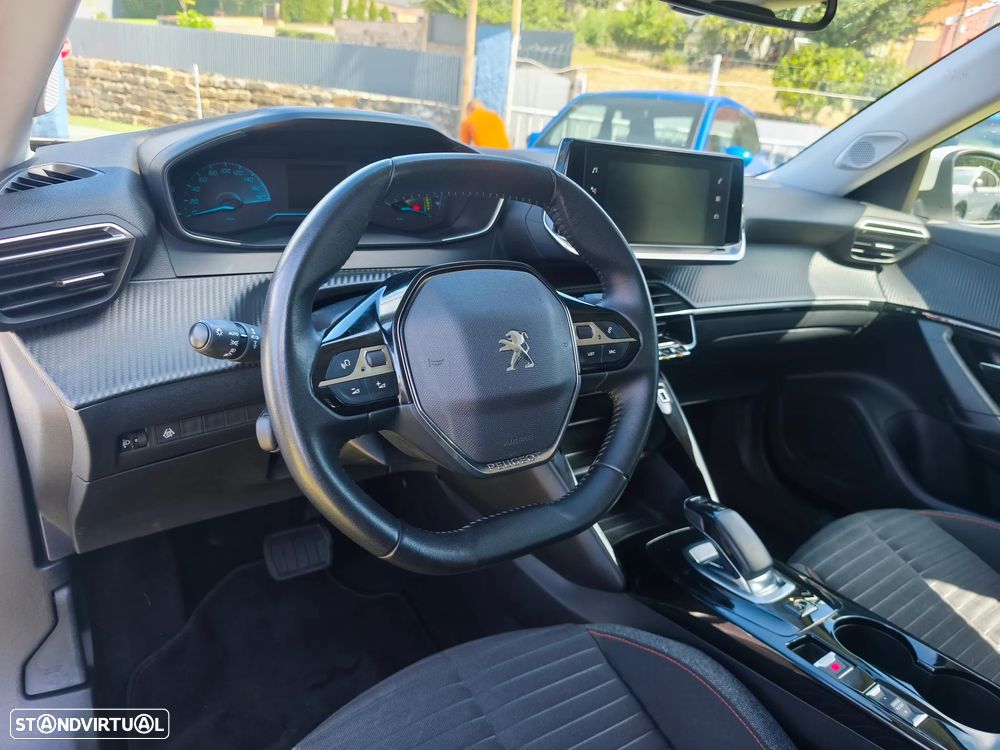 Peugeot e-2008 50 kWh Active - 4