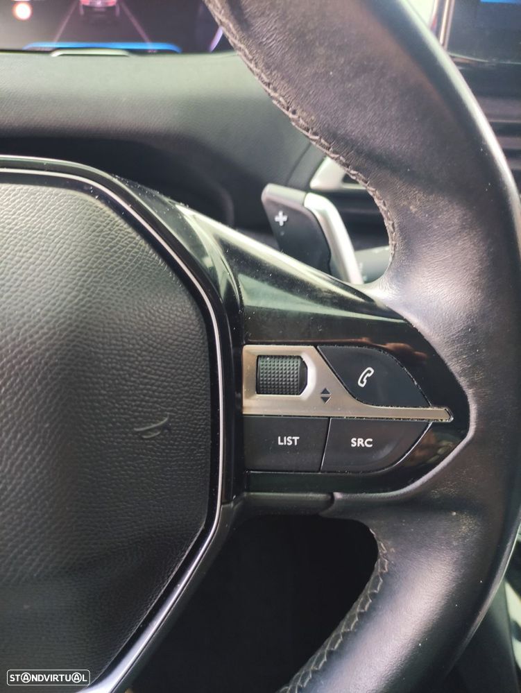 Peugeot 3008 1.5 BlueHDi Allure Pack EAT8 - 19