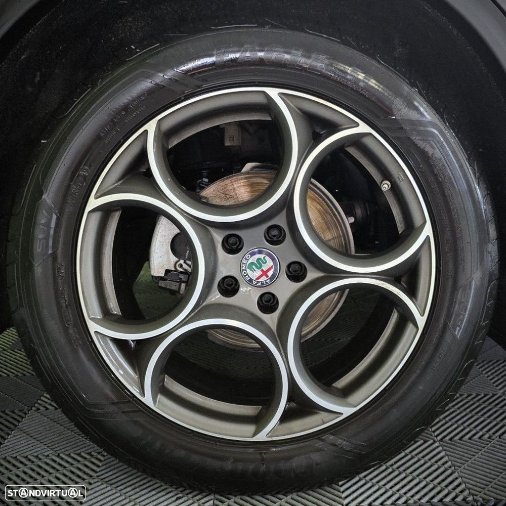 Alfa Romeo Stelvio 2.2 D Super AT8 - 10