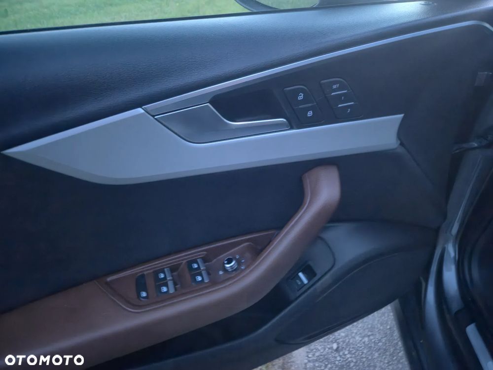 Audi A4 Limousine - 28