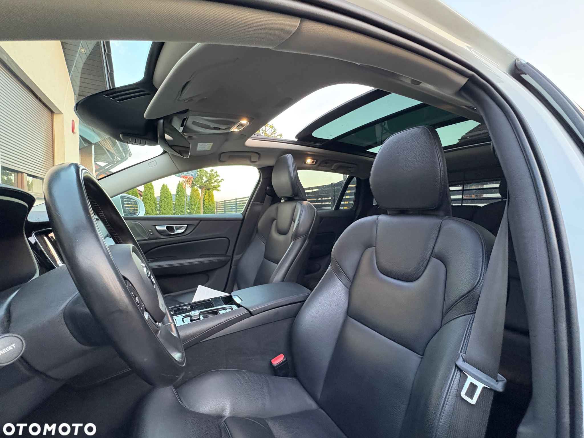 Volvo V60 T6 AWD Recharge Geartronic Inscription - 9