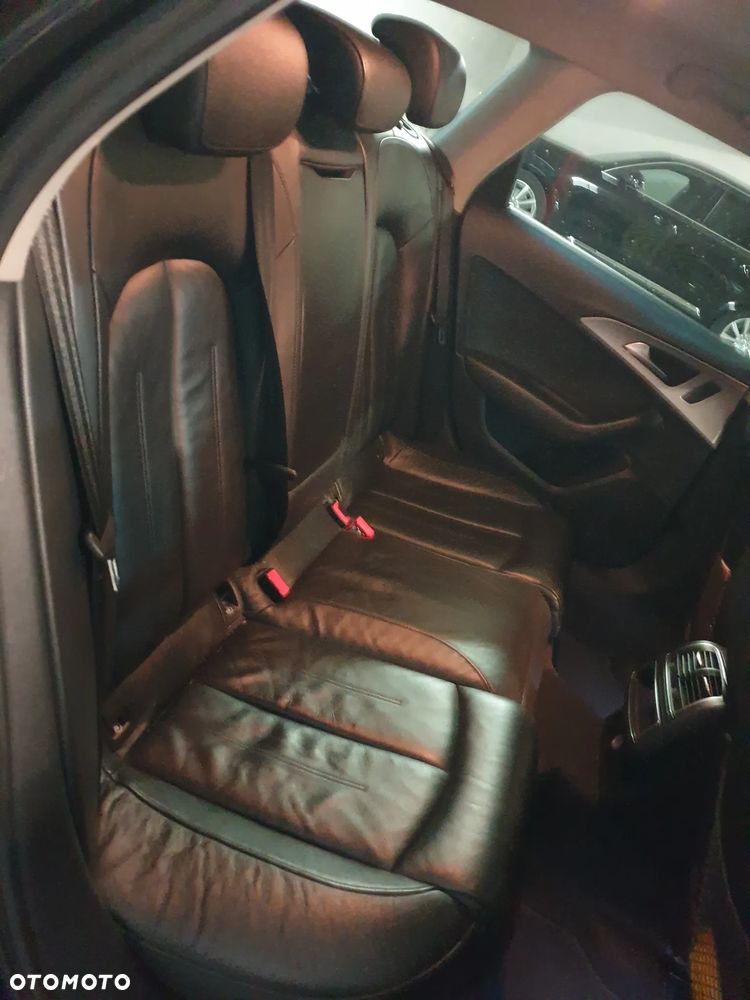 Audi A6 Avant - 9