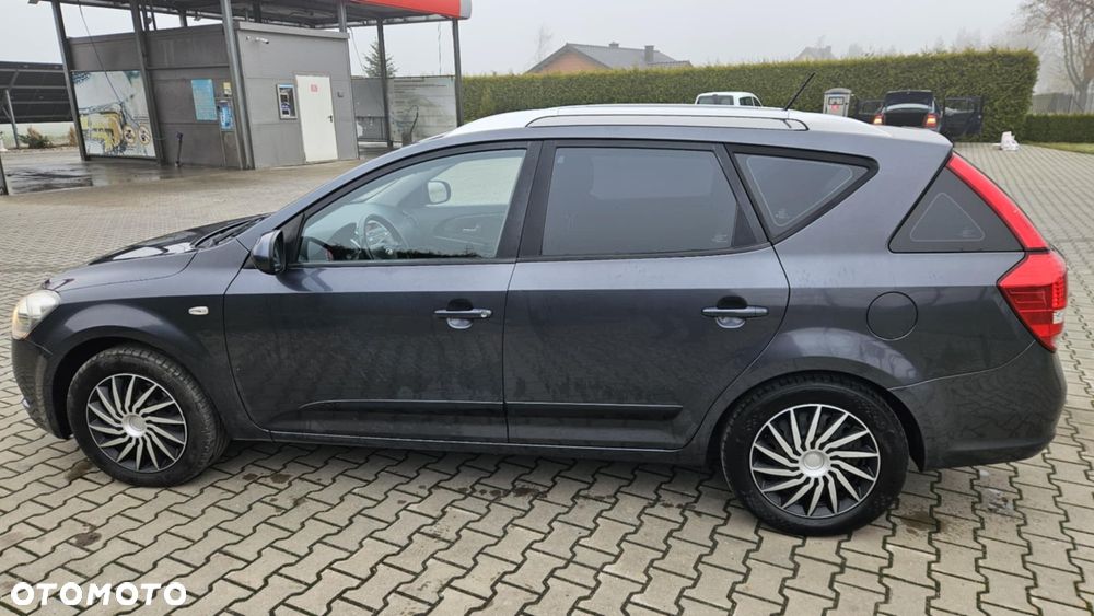 Kia Ceed 1.6 Crdi Comfort + - 6