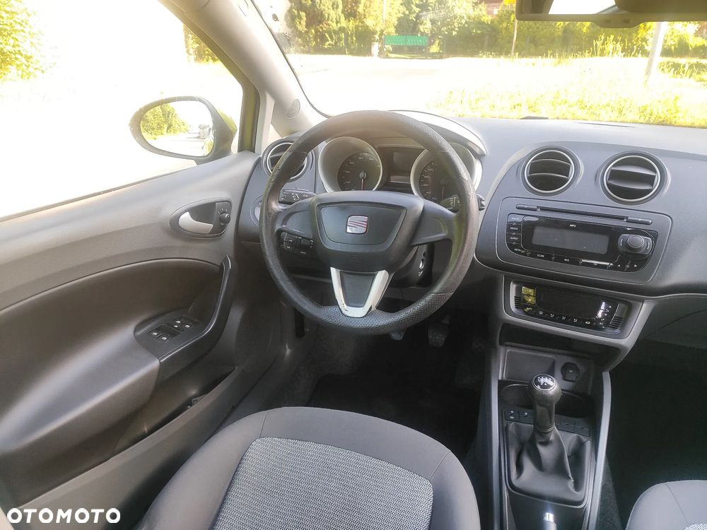 Seat Ibiza 1.6 16V Stylance - 25