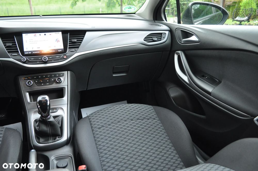 Opel Astra 1.4 Turbo Edition - 27