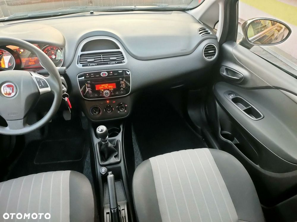Fiat Punto 2012 - 32