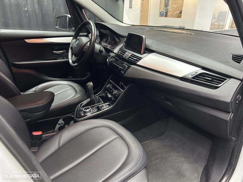 BMW 216 Gran Tourer d Advantage - 9