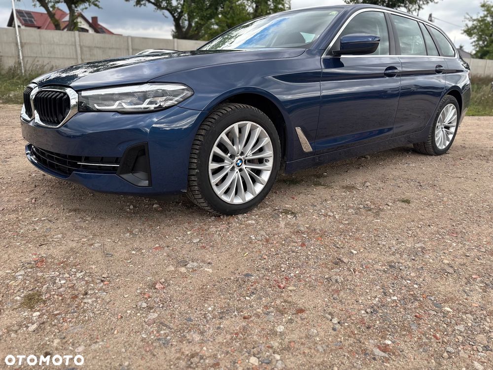 BMW Seria 5 530d xDrive - 25