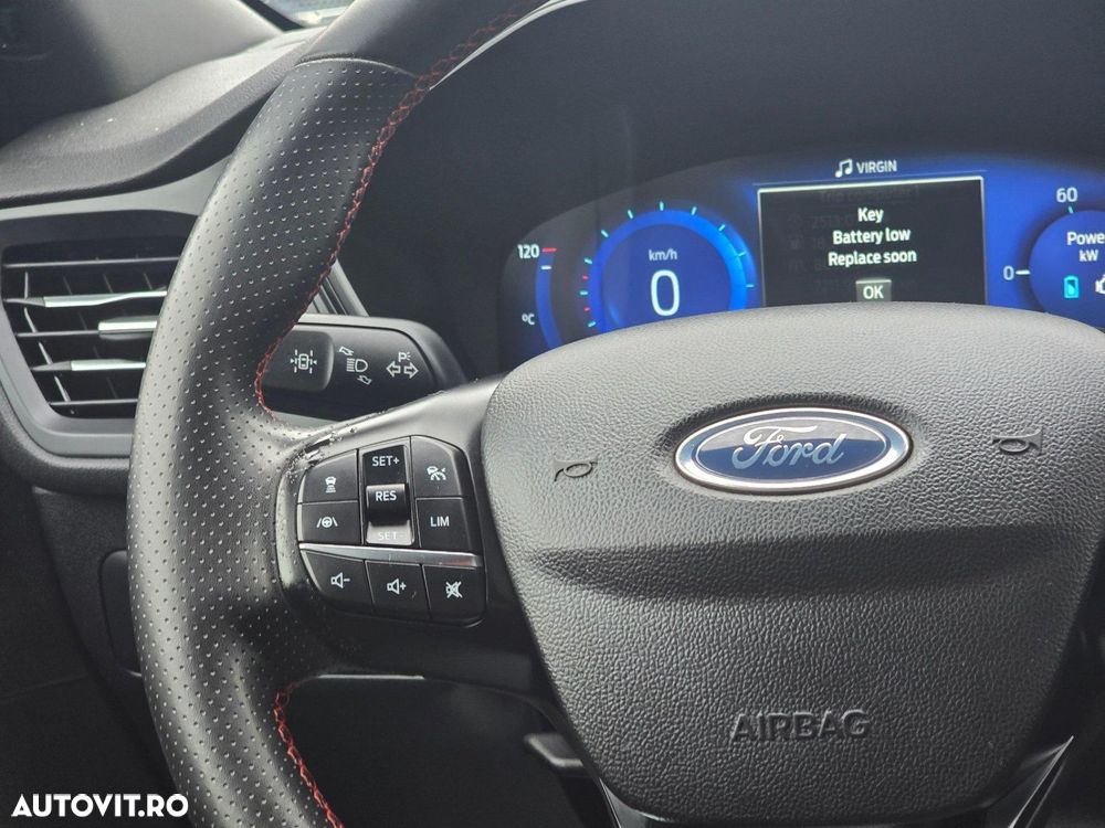 Ford Kuga 2.5 Duratec FHEV ST-LINE - 16