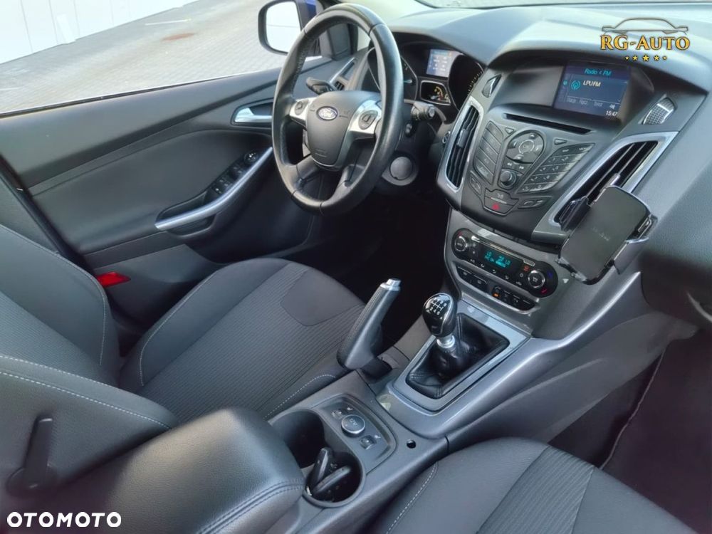 Ford Focus - 27